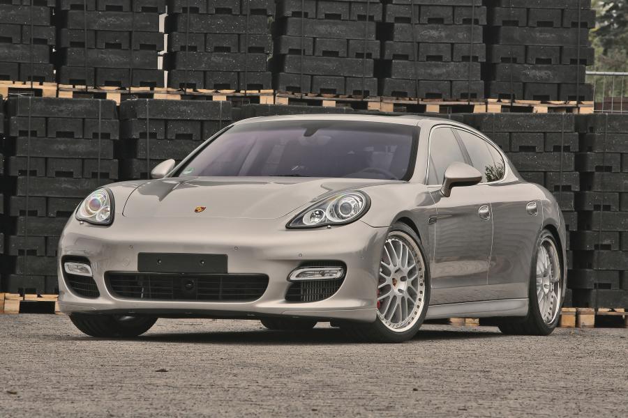  Porsche Panamera Turbo by McChip-DKR 2009 года  (фото 10 из 16)